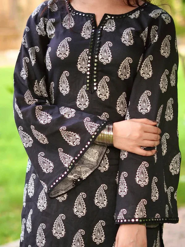 MAHRO PRINTED 2PC -{Farshi Shalwar}